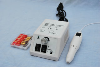 Πένα σχήμα ηλεκτρικά καρφί εμβάθυνση 3.2 mm 18000 RPM 50 / 60 HZ με όλα τα χρώματα για το σπίτι χρήση